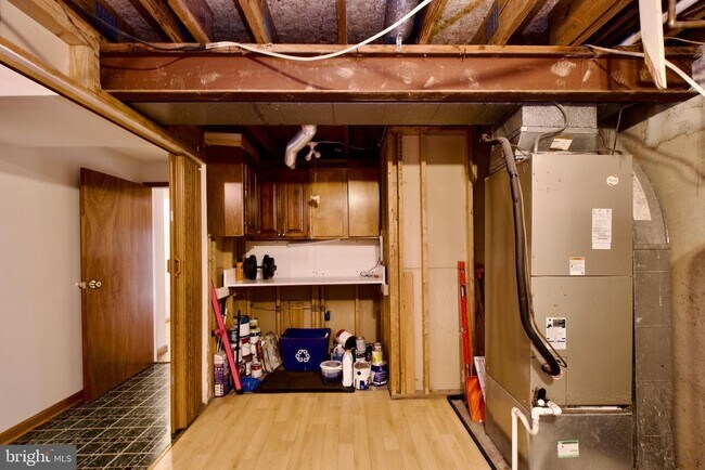 Building Photo - 6643 Medinah Ln