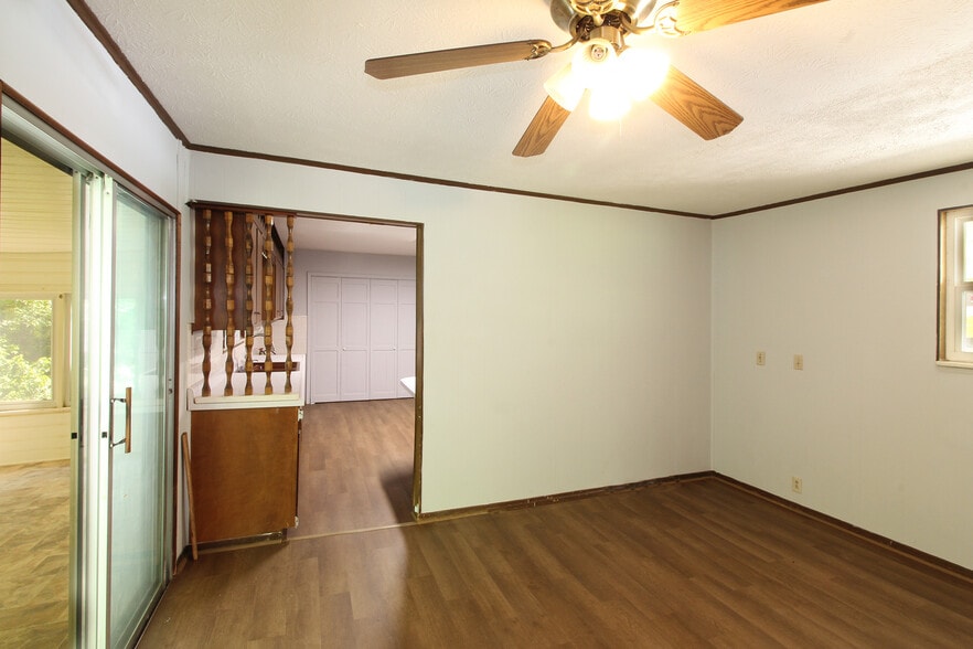 Building Photo - 1940 Harris Rd