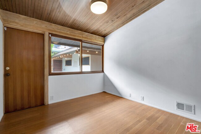 Building Photo - 26636 Latigo Shore Dr