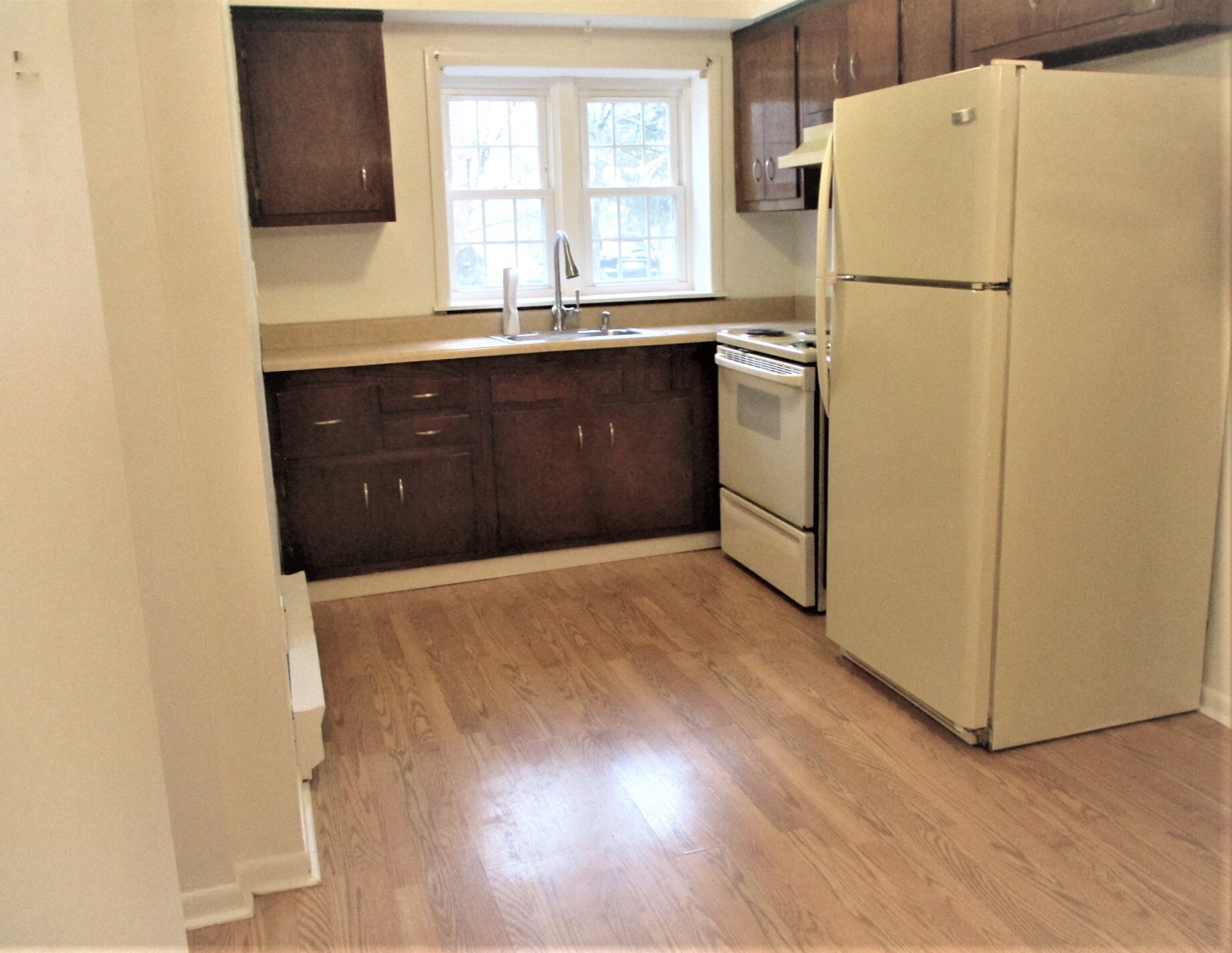 Building Photo - 11 Old Allamuchy Rd