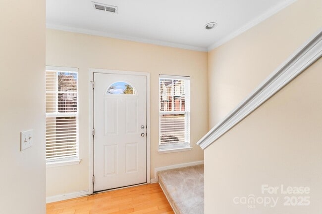 Building Photo - 14130 Castle Abbey Ln