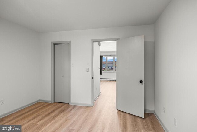 Building Photo - 1504 Walnut St