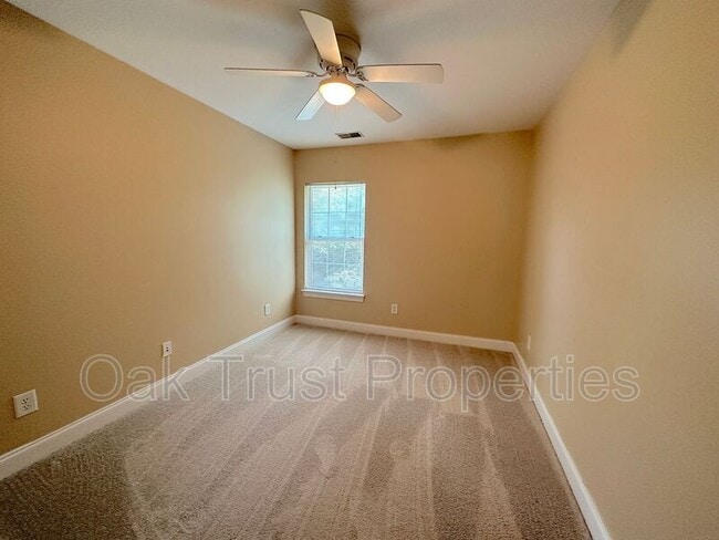 Building Photo - 126 Tuscany Ct