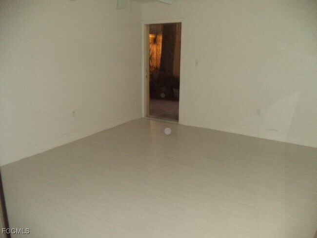 Building Photo - 8140 Country Rd