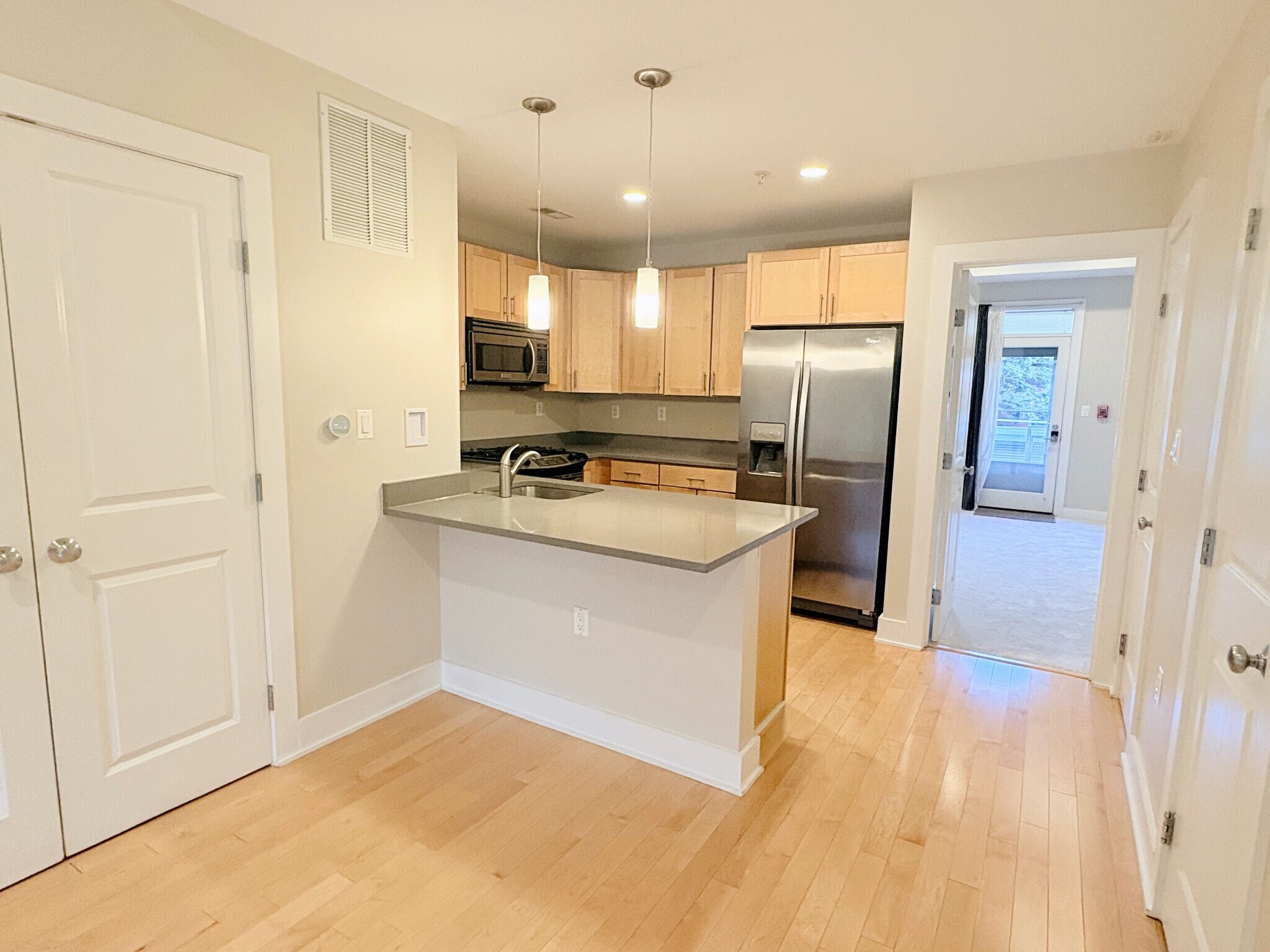 Building Photo - 1123 6th St NW