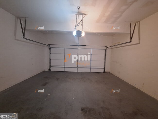 Building Photo - 508 Milledge Gate Dr SE