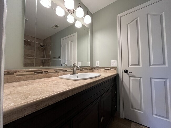 Building Photo - 10707 Pomerane Pl