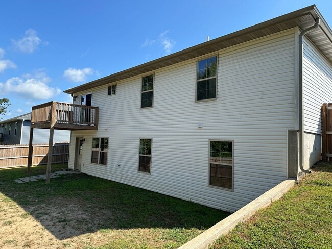 Building Photo - Now LEASING in Summit Pass! Available May 18, 2026!