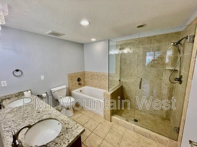 Building Photo - 88 S 900 E
