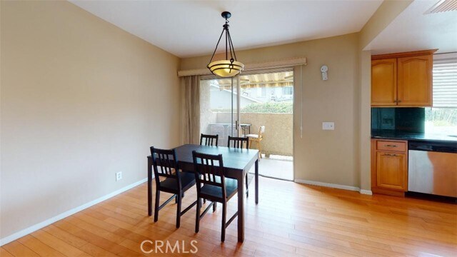 Building Photo - 504 W Huntington Dr