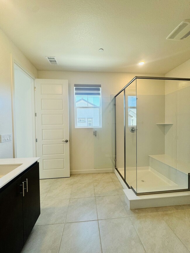 Building Photo - 5421 Knights Valley Ln