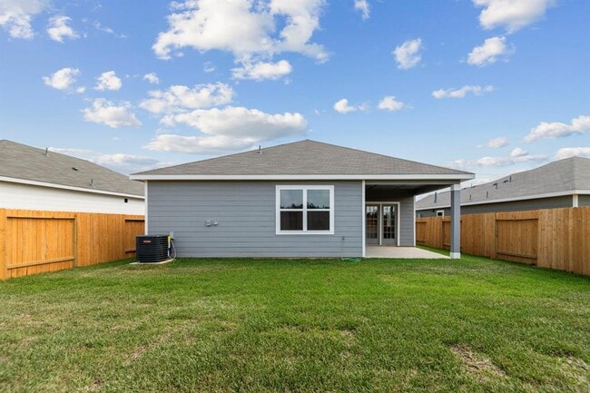 Building Photo - 16449 Blossom Grv Dr