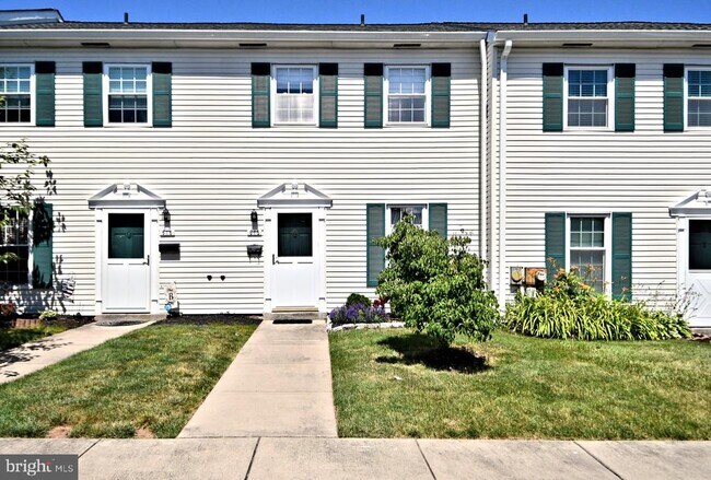 Building Photo - 615 Piedmont Ct