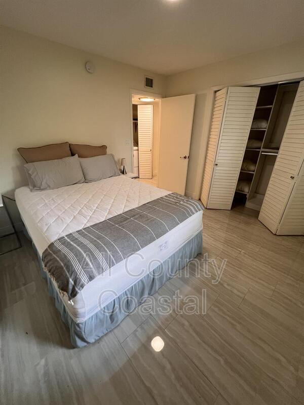Building Photo - 2500 Presidential Way