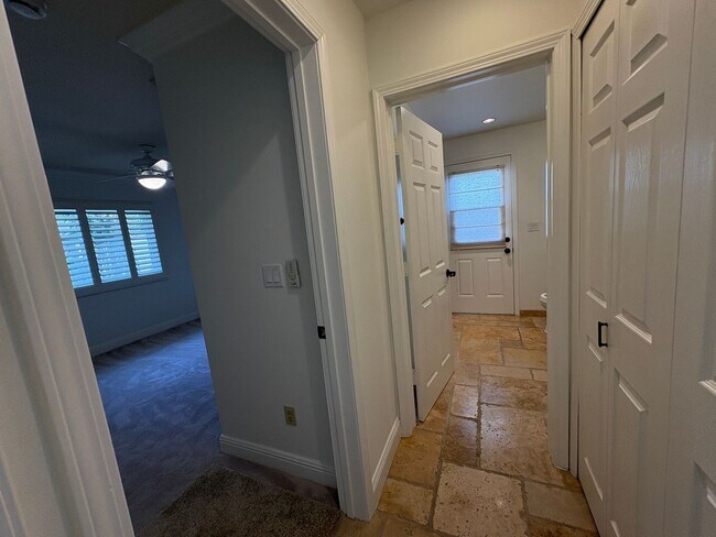Building Photo - Spacious House - 2 stories - 4 Bedrooms + 2.5 Baths & large 2 car garage