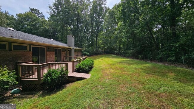 Building Photo - 810 Joy Dr