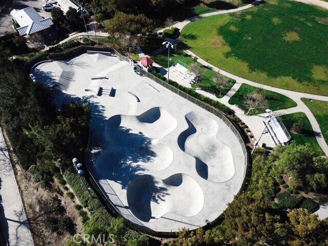 Building Photo - 28 Sky Ranch Rd