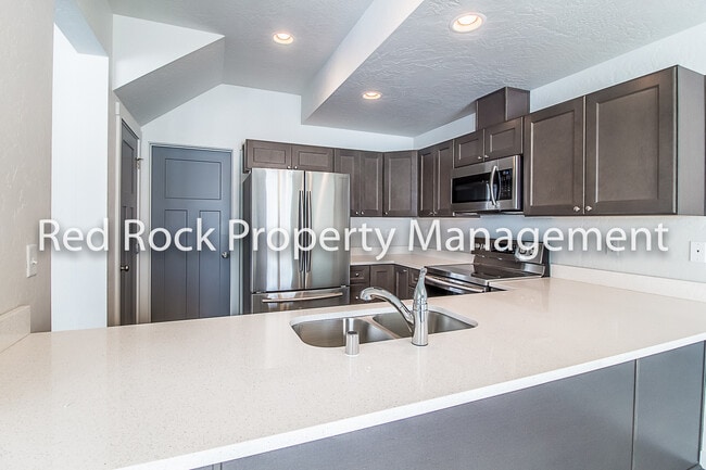 Building Photo - 2616 N Arties Ln