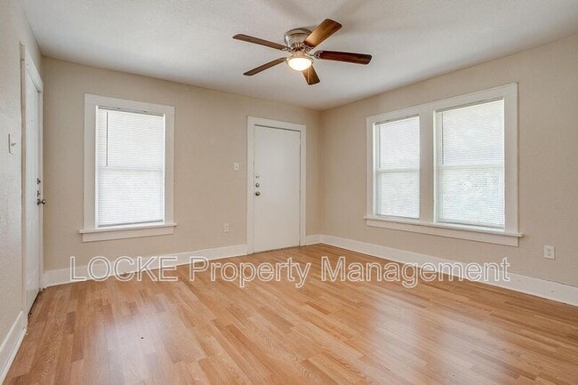 Building Photo - 1016 E Arlington Ave