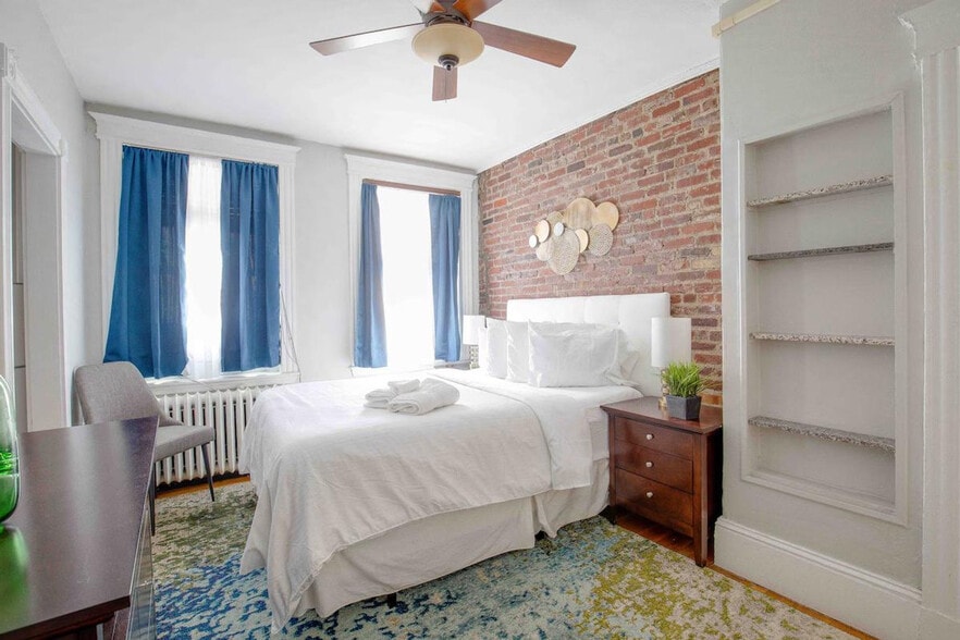 Building Photo - 11 Grove St