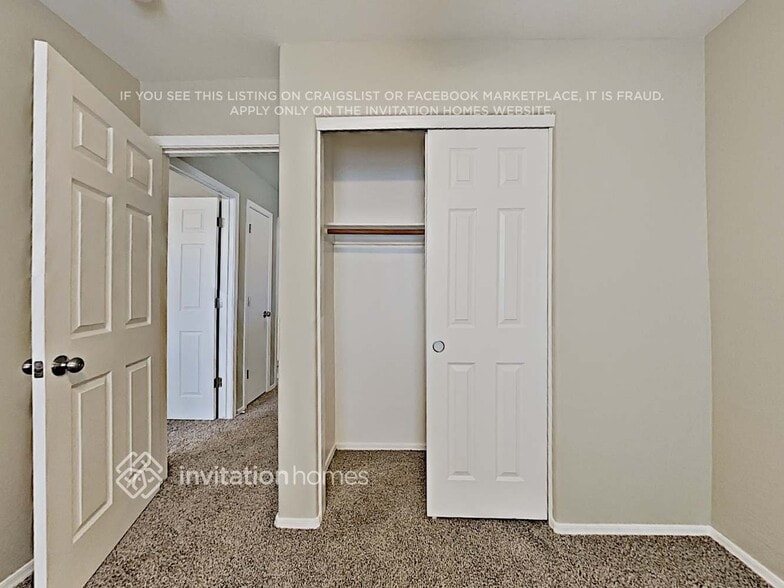 Building Photo - 16105 N 159th Dr