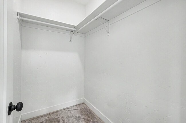 Building Photo - 801 8th St S
