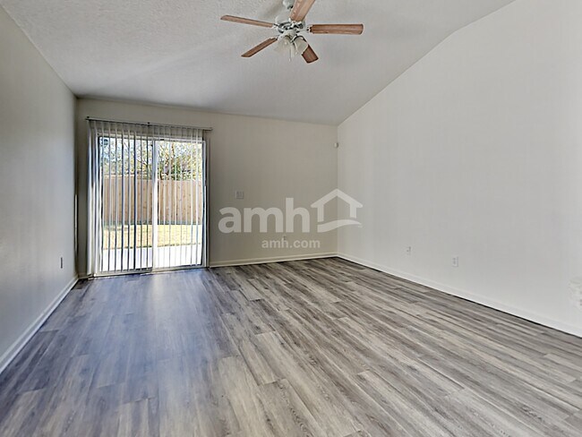 Building Photo - 11413 Riverstone Way