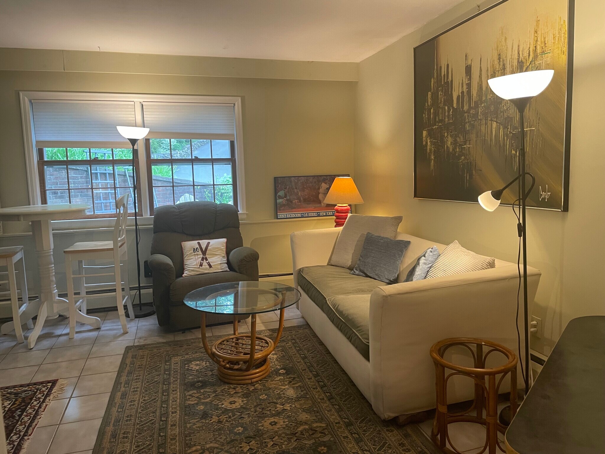 Building Photo - 85 Crescent Rd