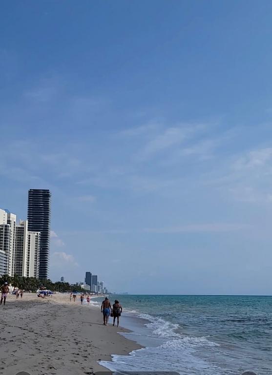 Building Photo - 19201 Collins Ave
