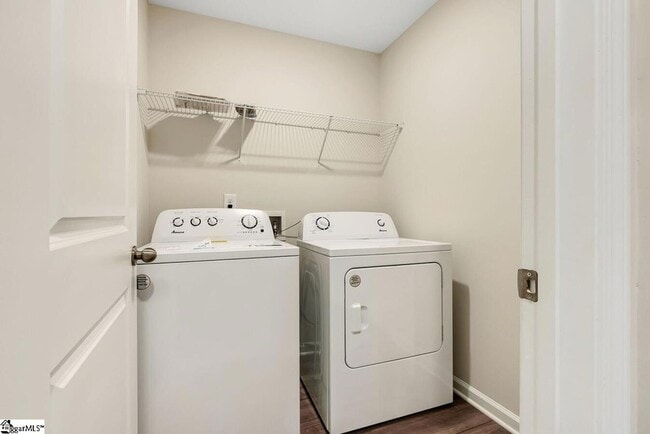 Building Photo - 2011 Kinbrace Ct