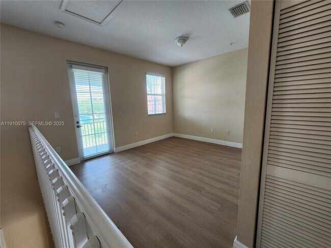 Building Photo - 14722 SW 12th St