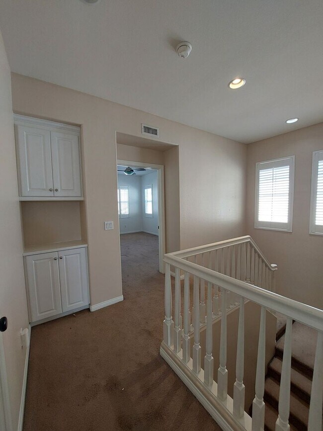 Building Photo - Beautiful townhouse in Ontario-CALL FOR OUR MOVE-IN SPEACIAL