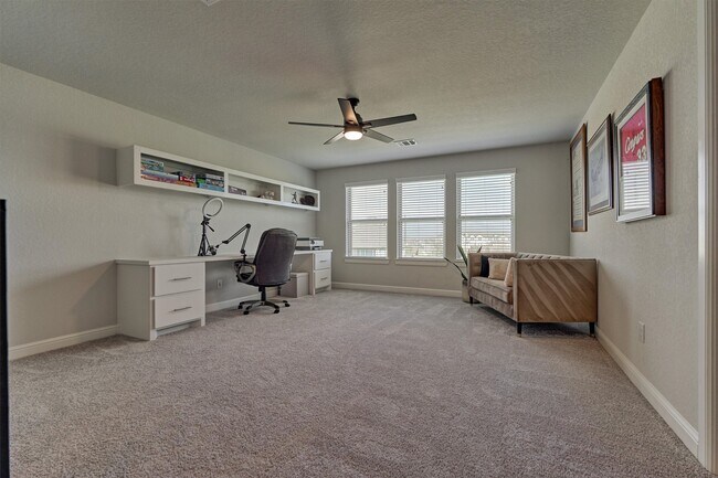 Building Photo - 15846 Weston Ridge Dr