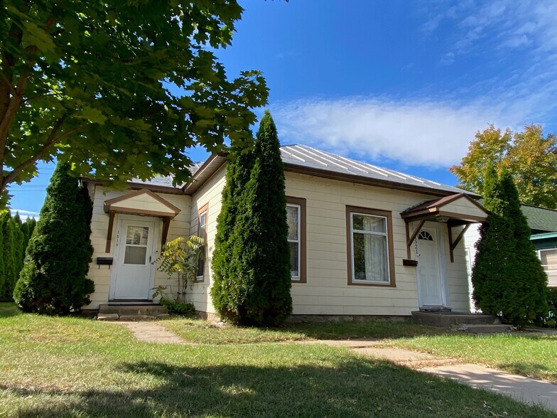 Primary Photo - 1519 Avon St