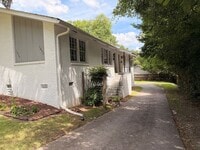 Building Photo - Duplex in Earlwood!