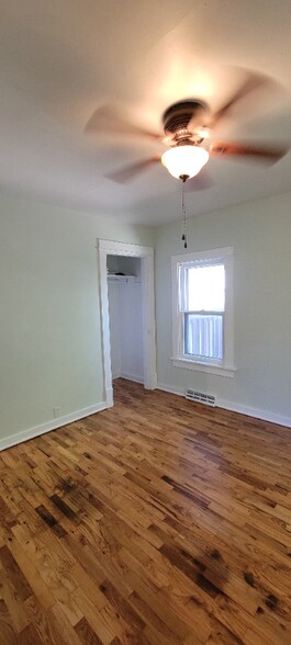 Building Photo - 1115 13th St