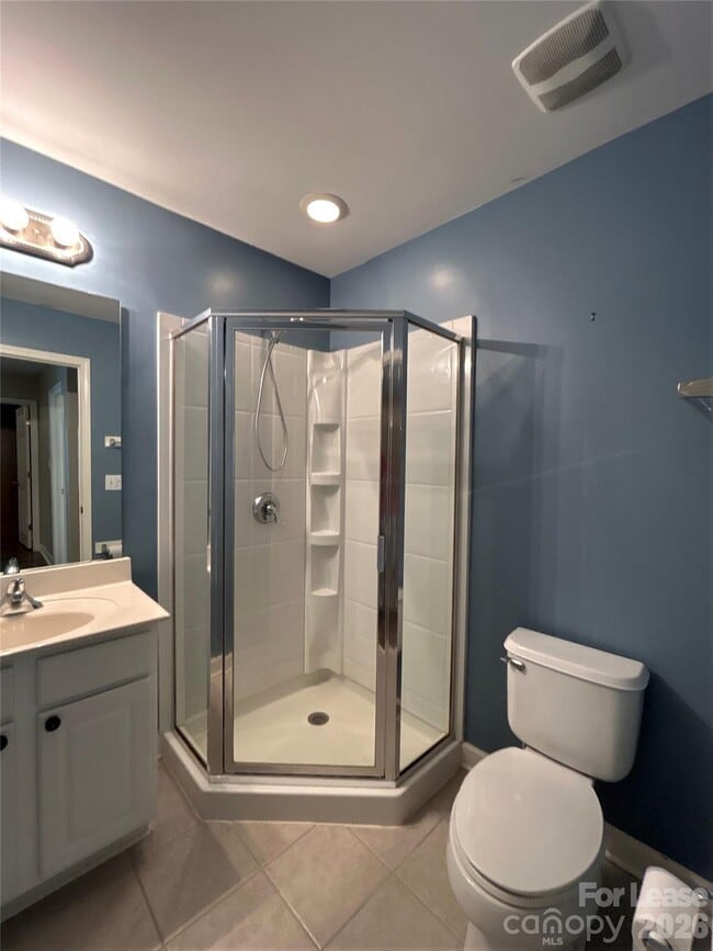 Building Photo - 4406 Overbecks Ln