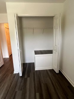 Building Photo - 10116 St George Cir