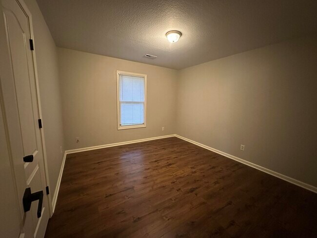 Building Photo - 3705 Sierra Madre