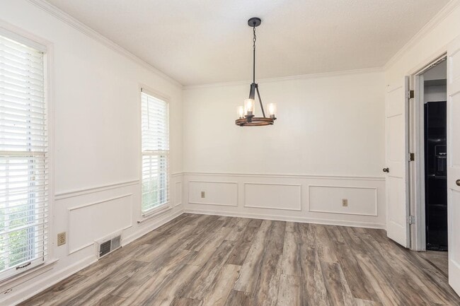 Building Photo - 7839 Farindon Dr