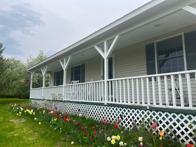 Building Photo - Beautiful 3 Bedroom House to rent @ Neck R...