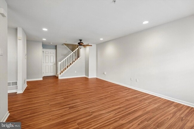Building Photo - 222 Flagstone Rd