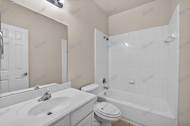 Building Photo - 1209 Chattahoochee