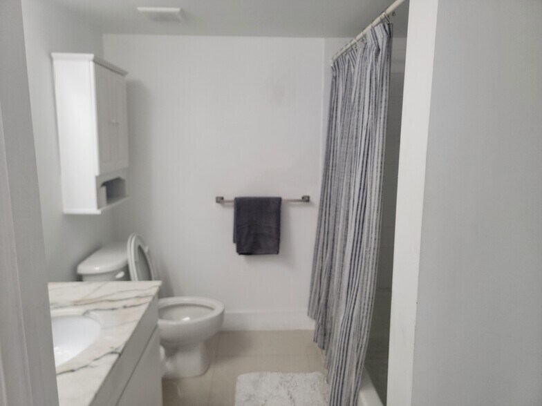 Primary Photo - 1200 Brickell Bay Dr