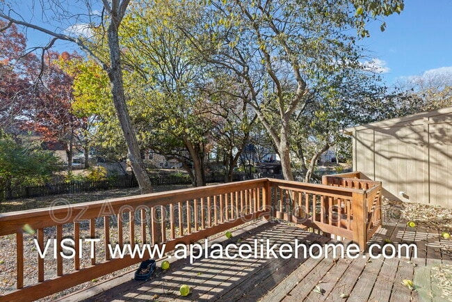 Building Photo - 15306 Riley St