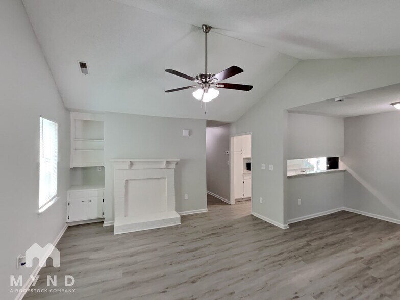 Building Photo - 13933 Eden Ct
