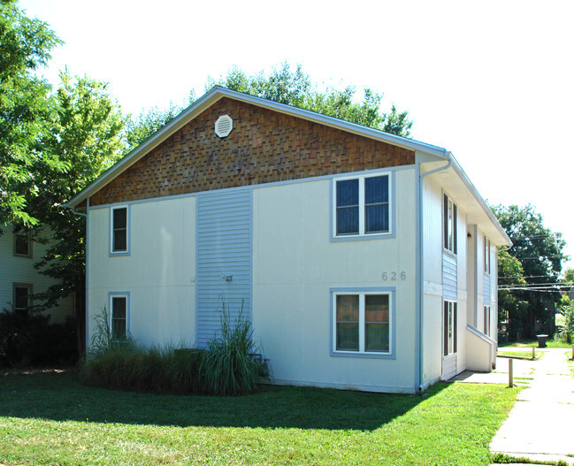 Building Photo - 626-630 SW Polk St