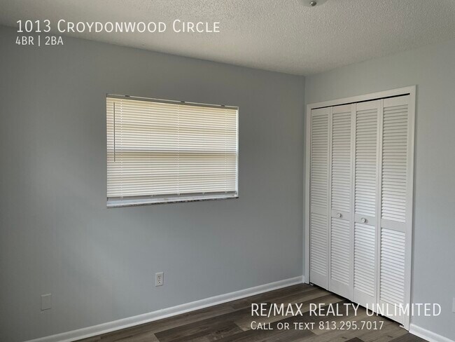 Building Photo - 1013 Croydonwood Cir