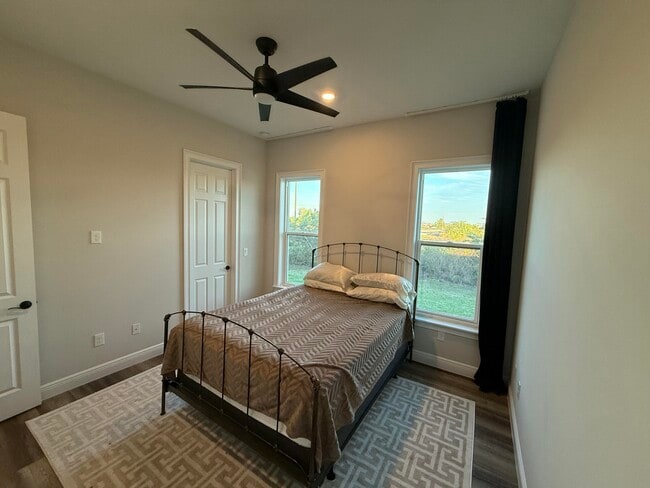 Building Photo - 3533 Sky Valley Ln