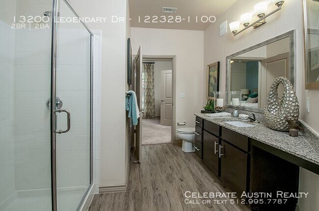 Building Photo - HighLine